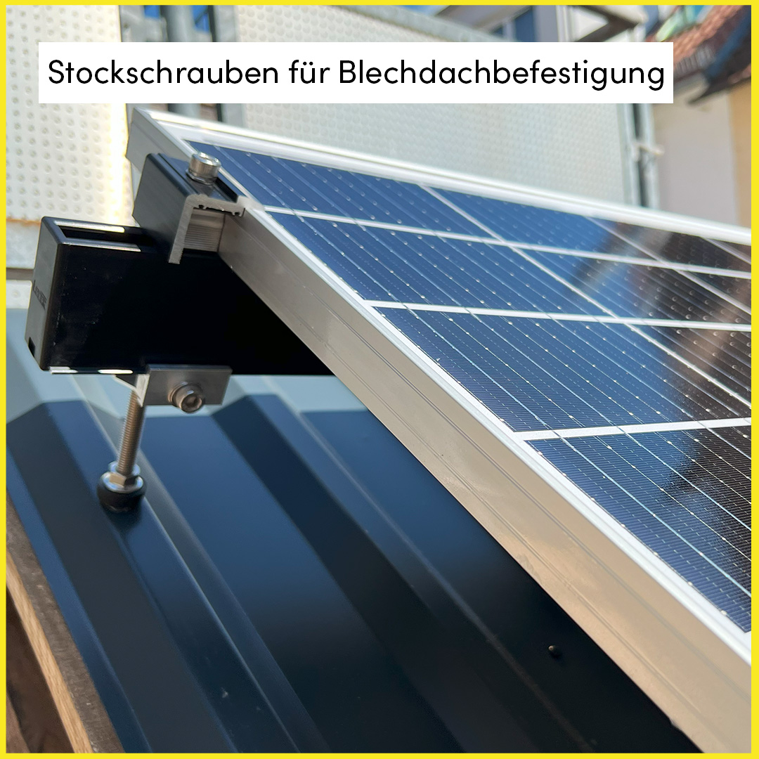 /Balkonkraftwerk_Solarpanel_Blechdach_Befestigung_Stockschrauben_01.jpg